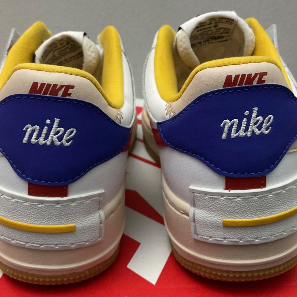 NIKE AIR FORCE 1 - Picture 5 of 8
